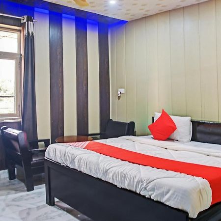 Отель Oyo 62241 Swastik Garden Dhampur Экстерьер фото