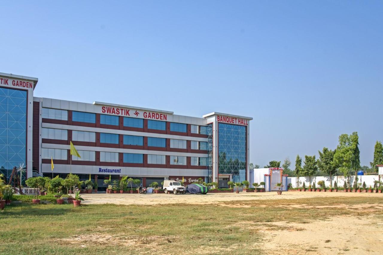 Отель Oyo 62241 Swastik Garden Dhampur Экстерьер фото