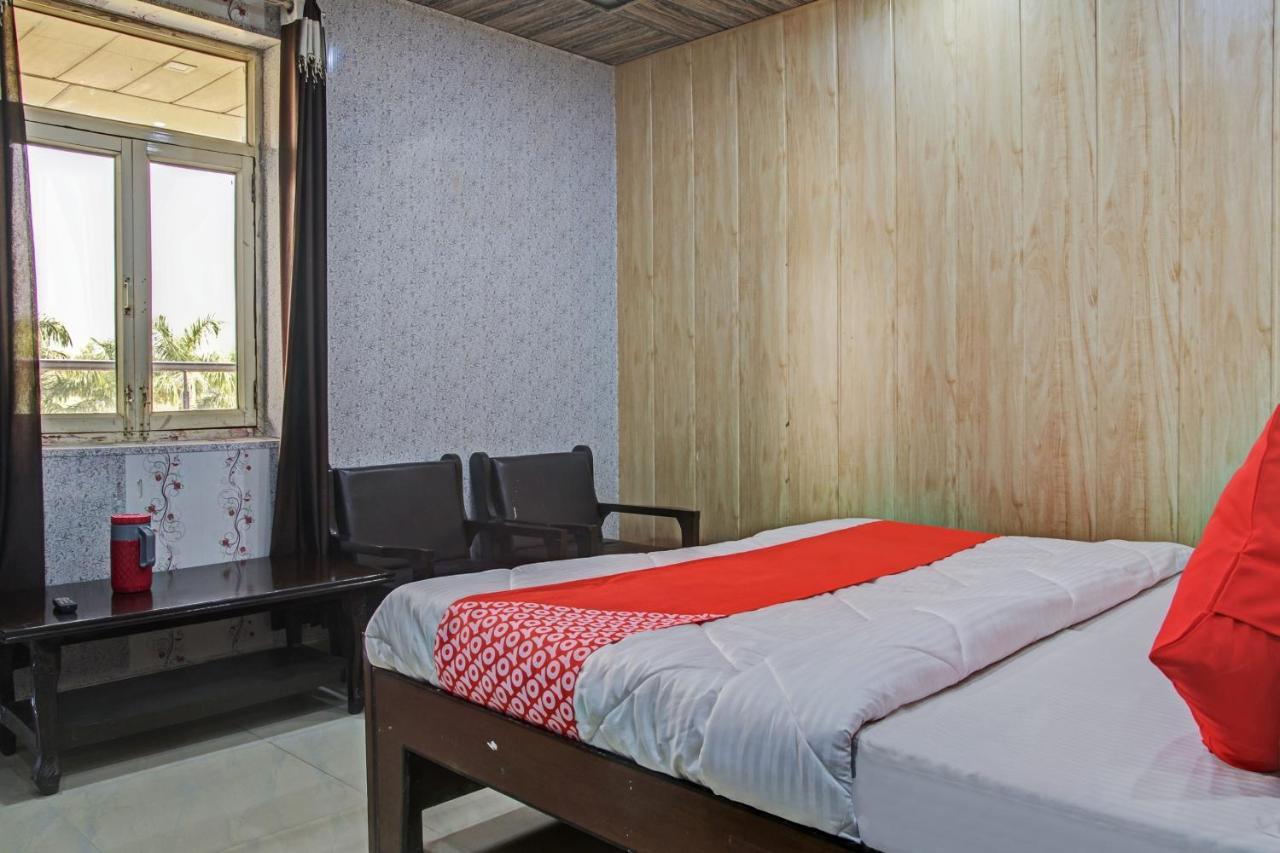 Отель Oyo 62241 Swastik Garden Dhampur Экстерьер фото