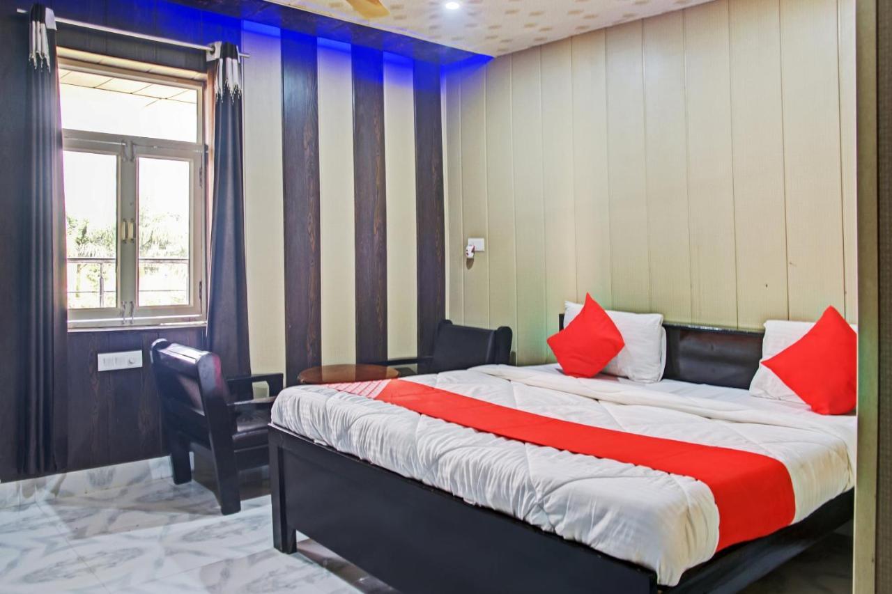 Отель Oyo 62241 Swastik Garden Dhampur Экстерьер фото